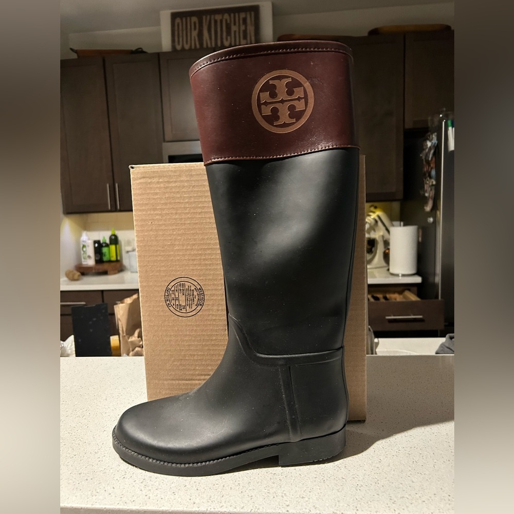 Tory Burch rain boots no box